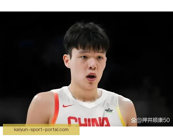 开拓者官方宣布召回杨瀚森晒全队合影告别赛季小杨缺席引发关注热